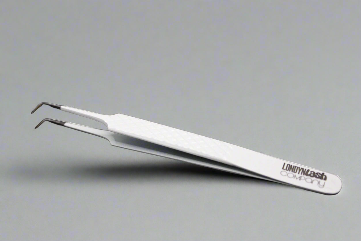 Tweezers