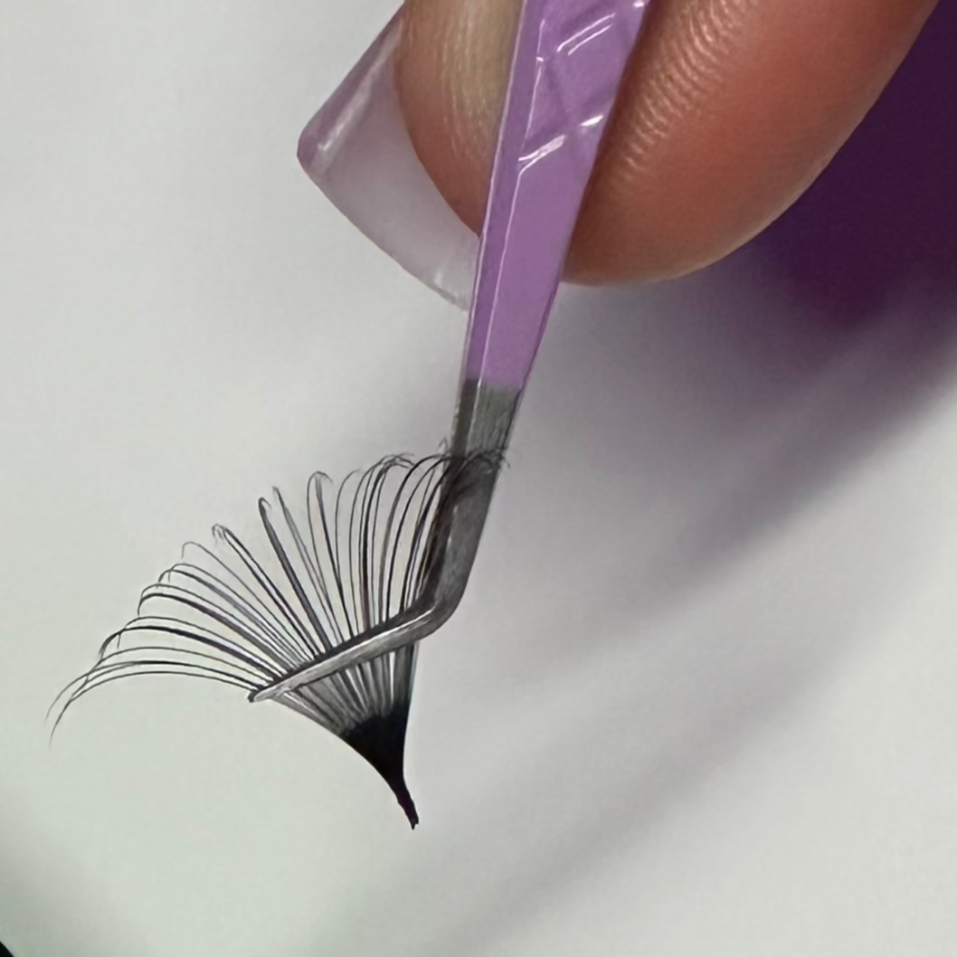 Tweezers